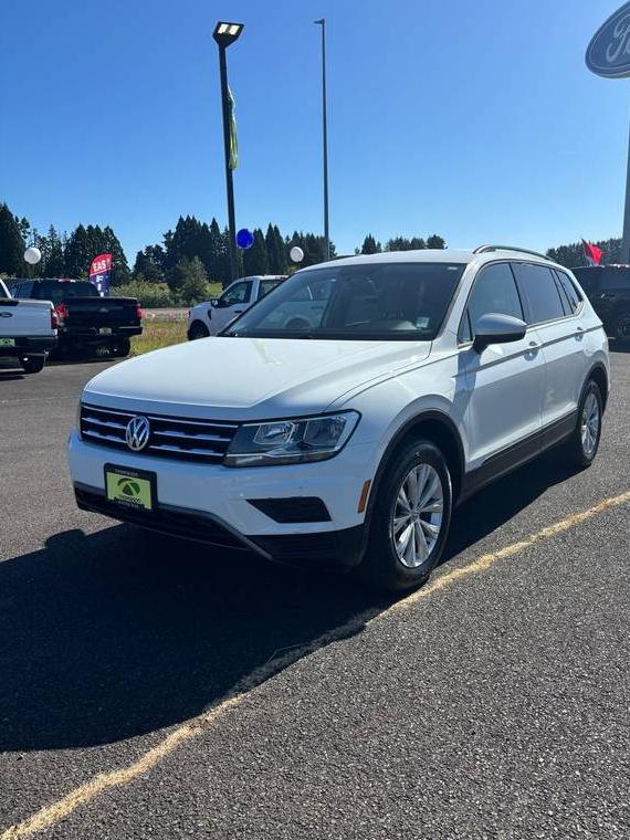 VOLKSWAGEN TIGUAN 2018 3VV0B7AX8JM091064 image