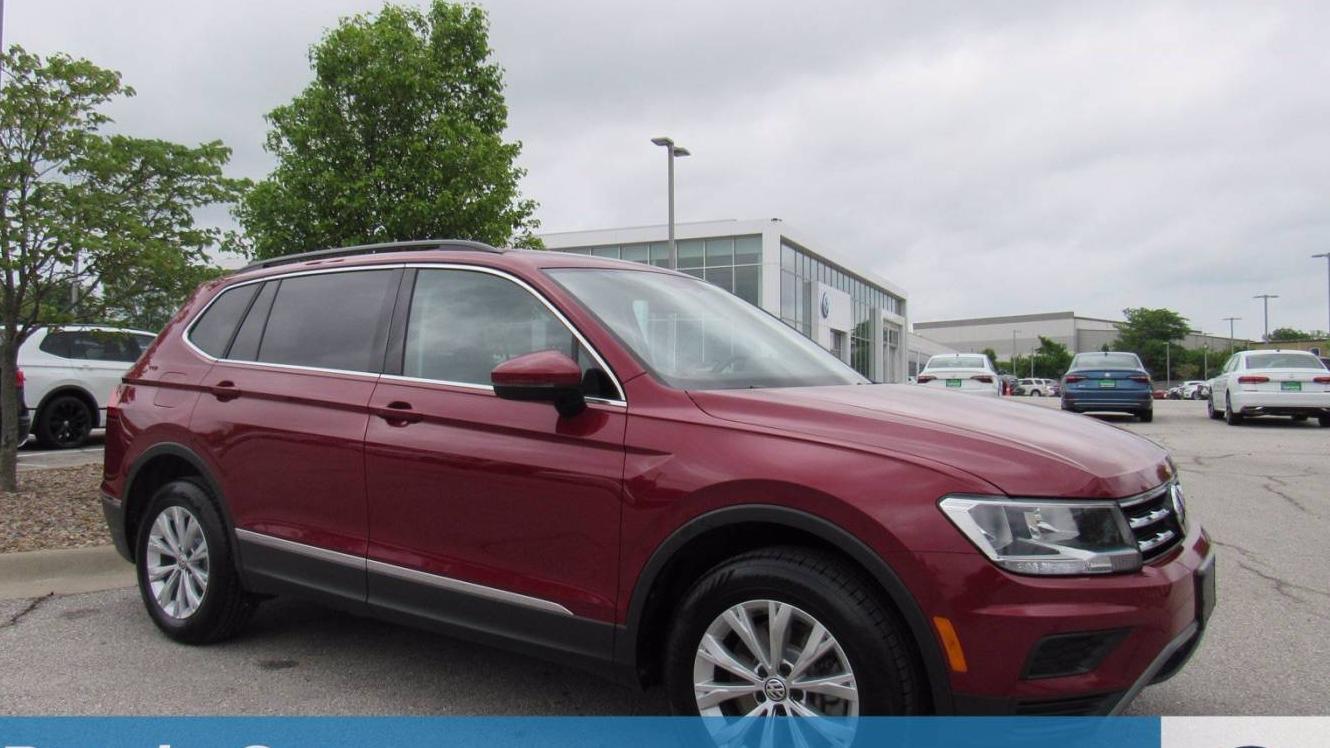 VOLKSWAGEN TIGUAN 2018 3VV3B7AX4JM152360 image