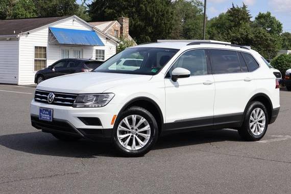VOLKSWAGEN TIGUAN 2018 3VV2B7AX5JM123252 image