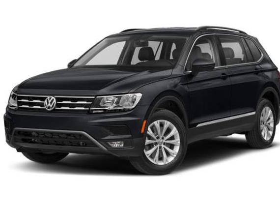 VOLKSWAGEN TIGUAN 2018 3VV3B7AX1JM097785 image