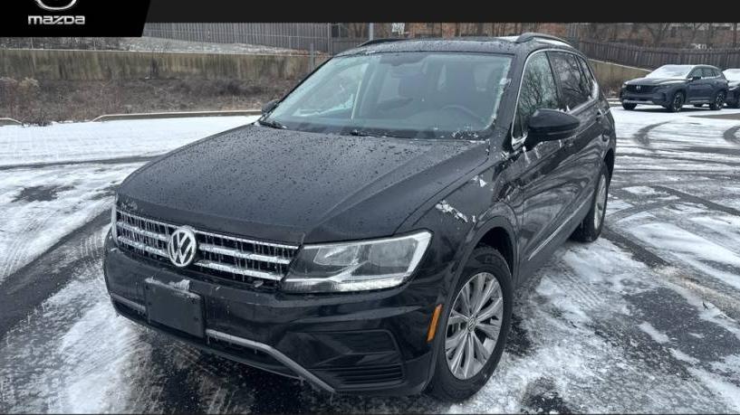 VOLKSWAGEN TIGUAN 2018 3VV2B7AX1JM140484 image