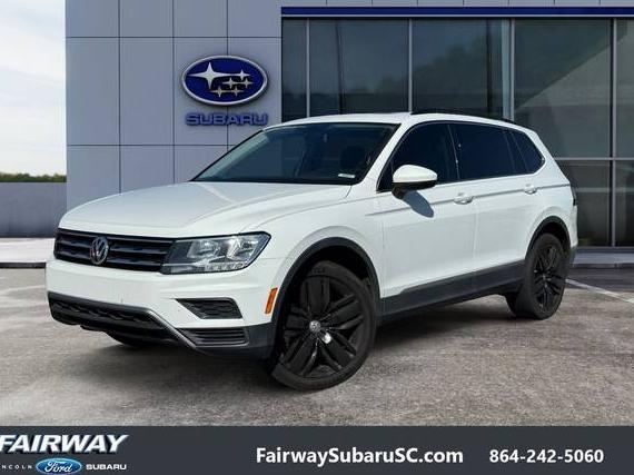 VOLKSWAGEN TIGUAN 2018 3VV3B7AX5JM084246 image