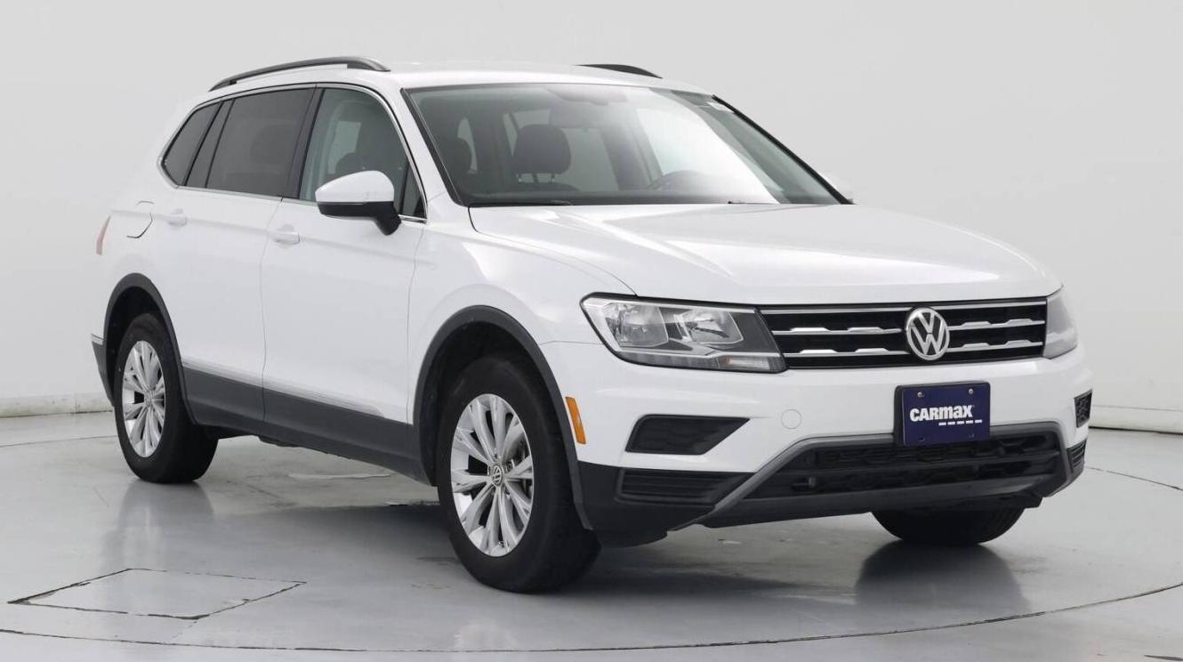 VOLKSWAGEN TIGUAN 2018 3VV3B7AX1JM107490 image