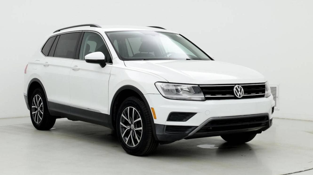 VOLKSWAGEN TIGUAN 2018 3VV3B7AX6JM221145 image