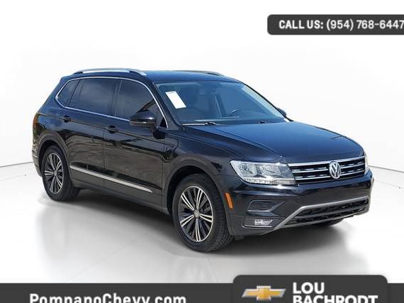 VOLKSWAGEN TIGUAN 2018 3VV3B7AX3JM184796 image