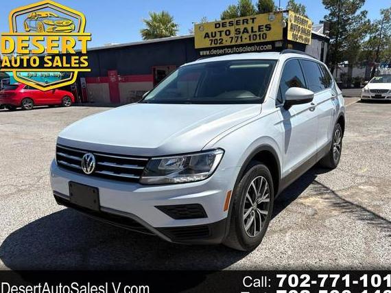 VOLKSWAGEN TIGUAN 2018 3VV3B7AX6JM192410 image