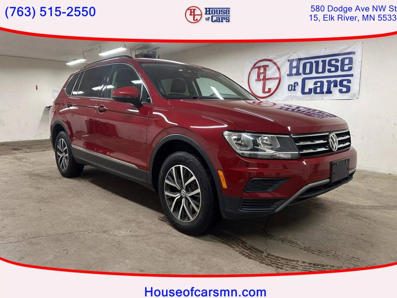 VOLKSWAGEN TIGUAN 2018 3VV2B7AX9JM193370 image