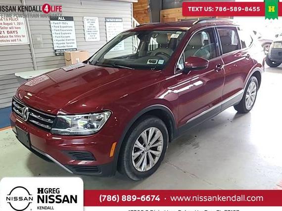 VOLKSWAGEN TIGUAN 2018 3VV2B7AXXJM061377 image