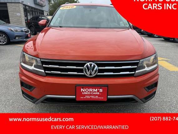 VOLKSWAGEN TIGUAN 2018 3VV0B7AX3JM124553 image