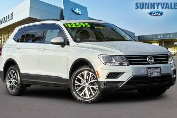 VOLKSWAGEN TIGUAN 2018 3VV3B7AX2JM193621 image