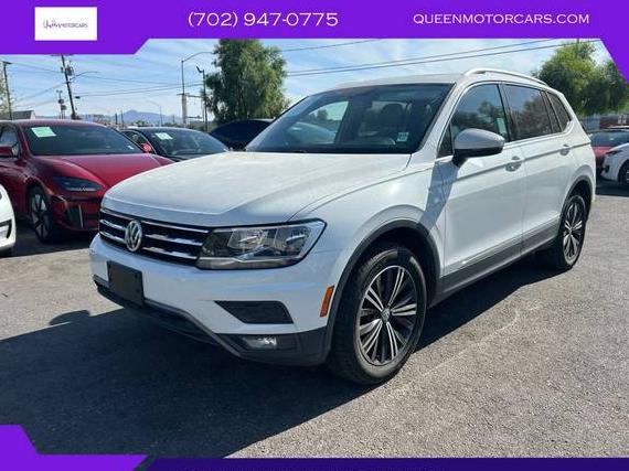 VOLKSWAGEN TIGUAN 2018 3VV3B7AX8JM019875 image