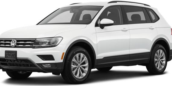 VOLKSWAGEN TIGUAN 2018 3VV3B7AX8JM060149 image
