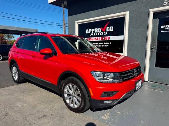 VOLKSWAGEN TIGUAN 2018 3VV3B7AX5JM024404 image