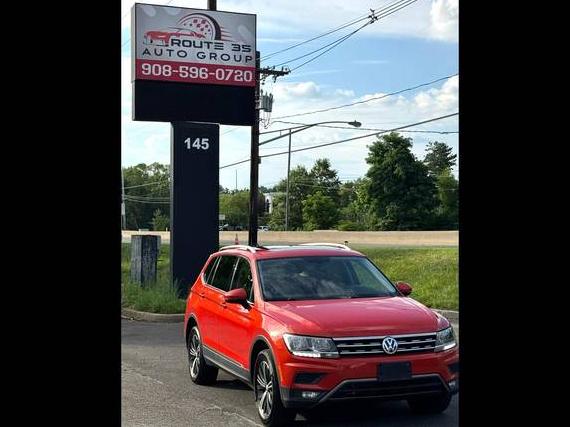 VOLKSWAGEN TIGUAN 2018 3VV2B7AX1JM166521 image