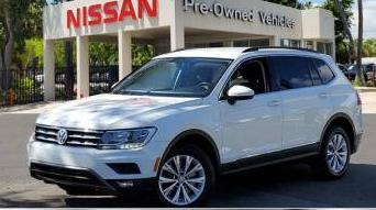 VOLKSWAGEN TIGUAN 2018 3VV3B7AX4JM003236 image
