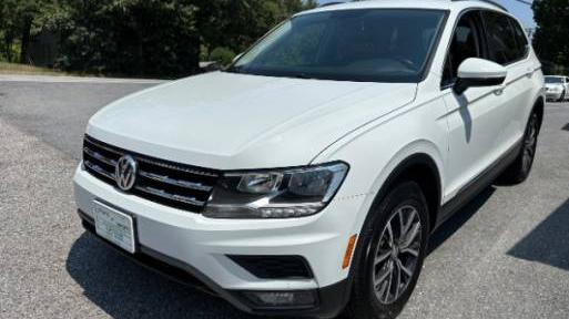 VOLKSWAGEN TIGUAN 2018 3VV2B7AX2JM003800 image