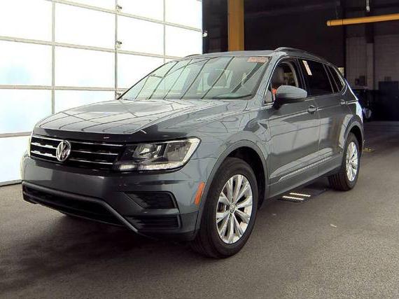 VOLKSWAGEN TIGUAN 2018 3VV3B7AX2JM070465 image