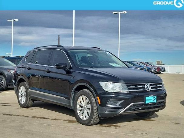 VOLKSWAGEN TIGUAN 2018 3VV2B7AX1JM078858 image