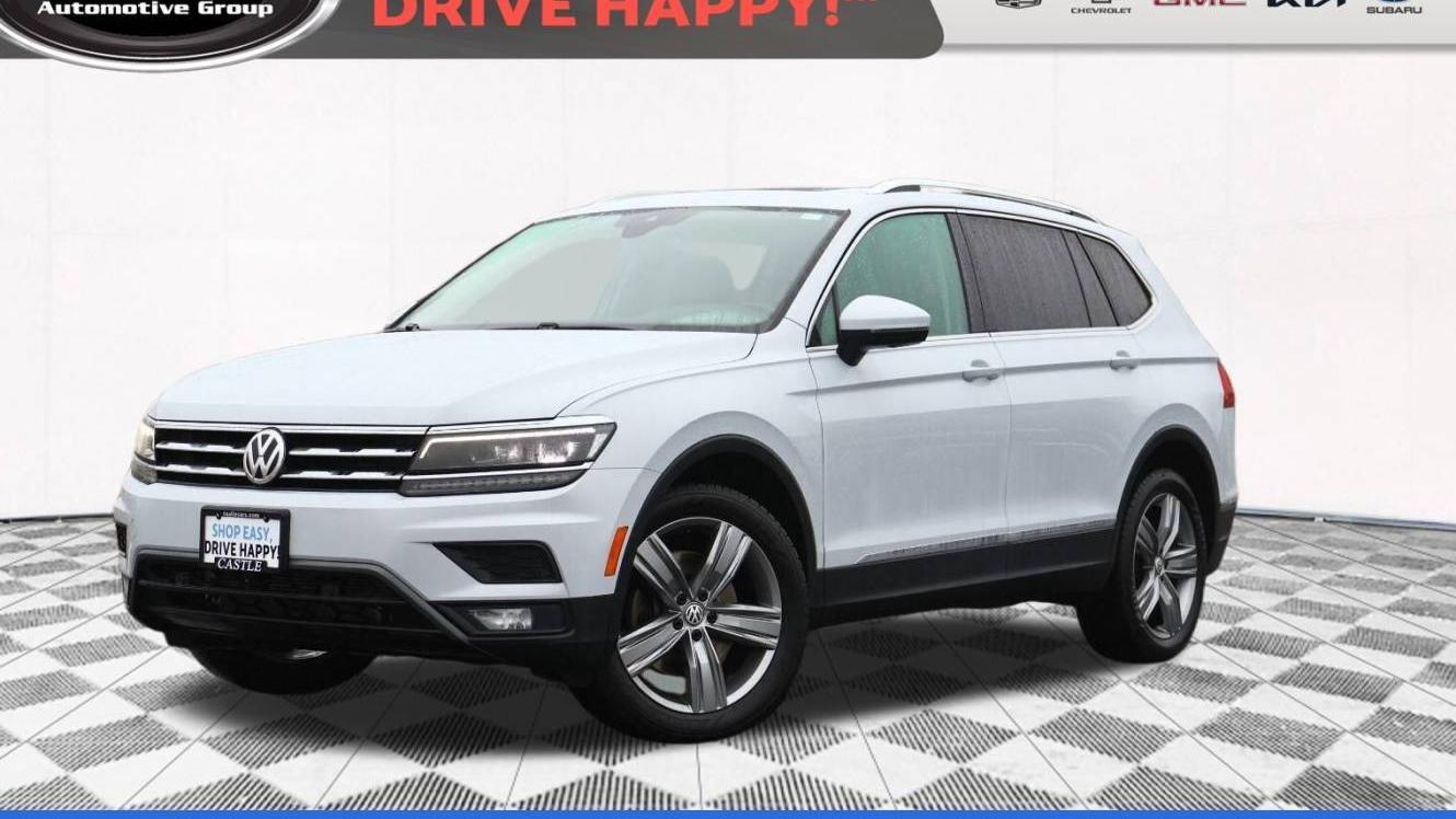 VOLKSWAGEN TIGUAN 2018 3VV4B7AX2JM002168 image