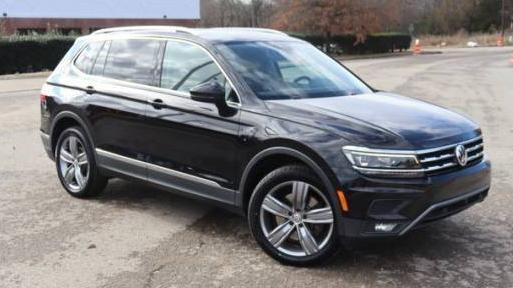 VOLKSWAGEN TIGUAN 2018 3VV5B7AXXJM004190 image