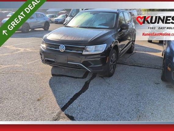 VOLKSWAGEN TIGUAN 2018 3VV2B7AX0JM222447 image