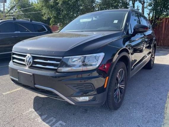 VOLKSWAGEN TIGUAN 2018 3VV2B7AX1JM067276 image
