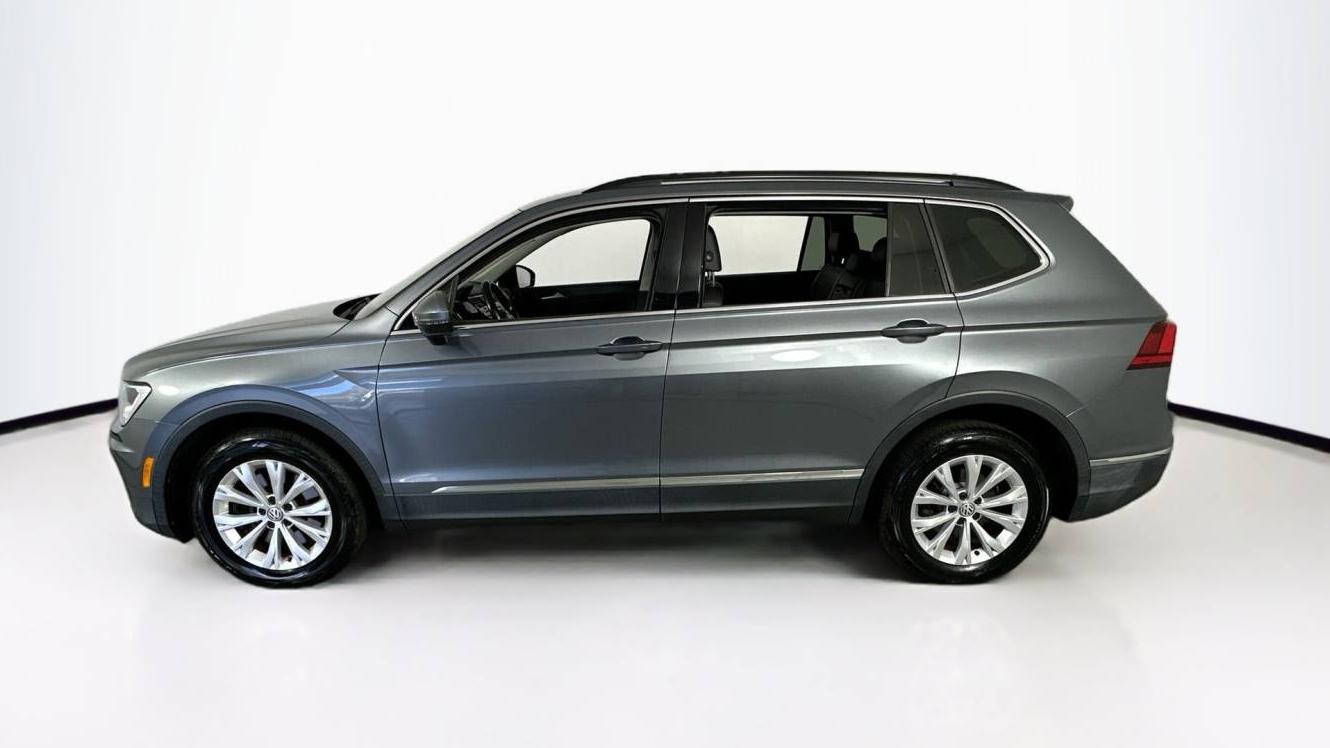 VOLKSWAGEN TIGUAN 2018 3VV3B7AX9JM151446 image