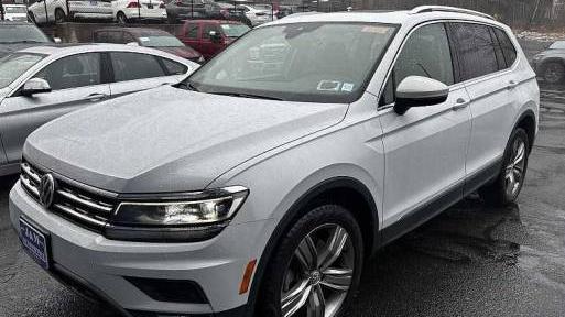 VOLKSWAGEN TIGUAN 2018 3VV4B7AX2JM188035 image