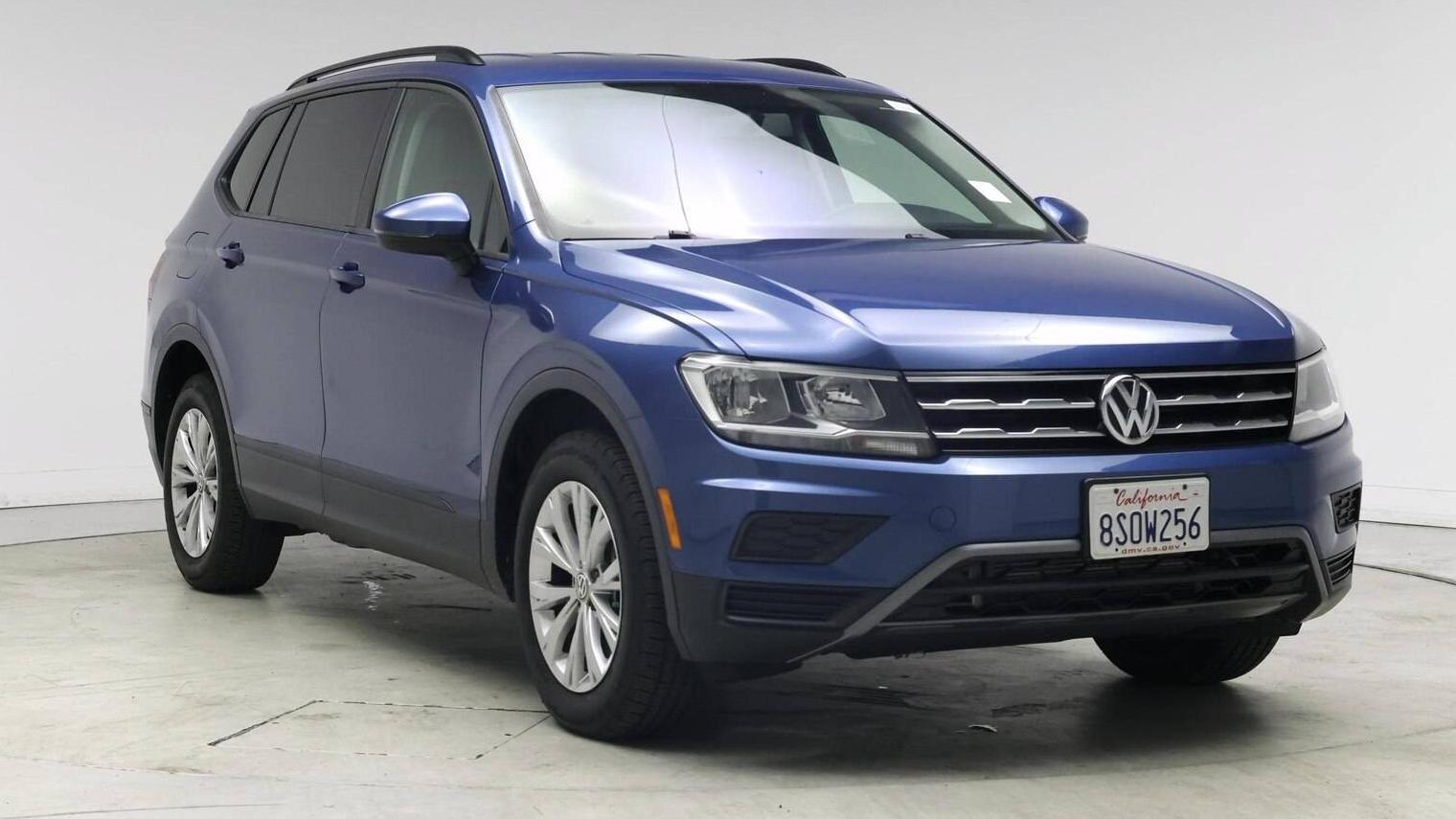 VOLKSWAGEN TIGUAN 2018 3VV1B7AX1JM059853 image