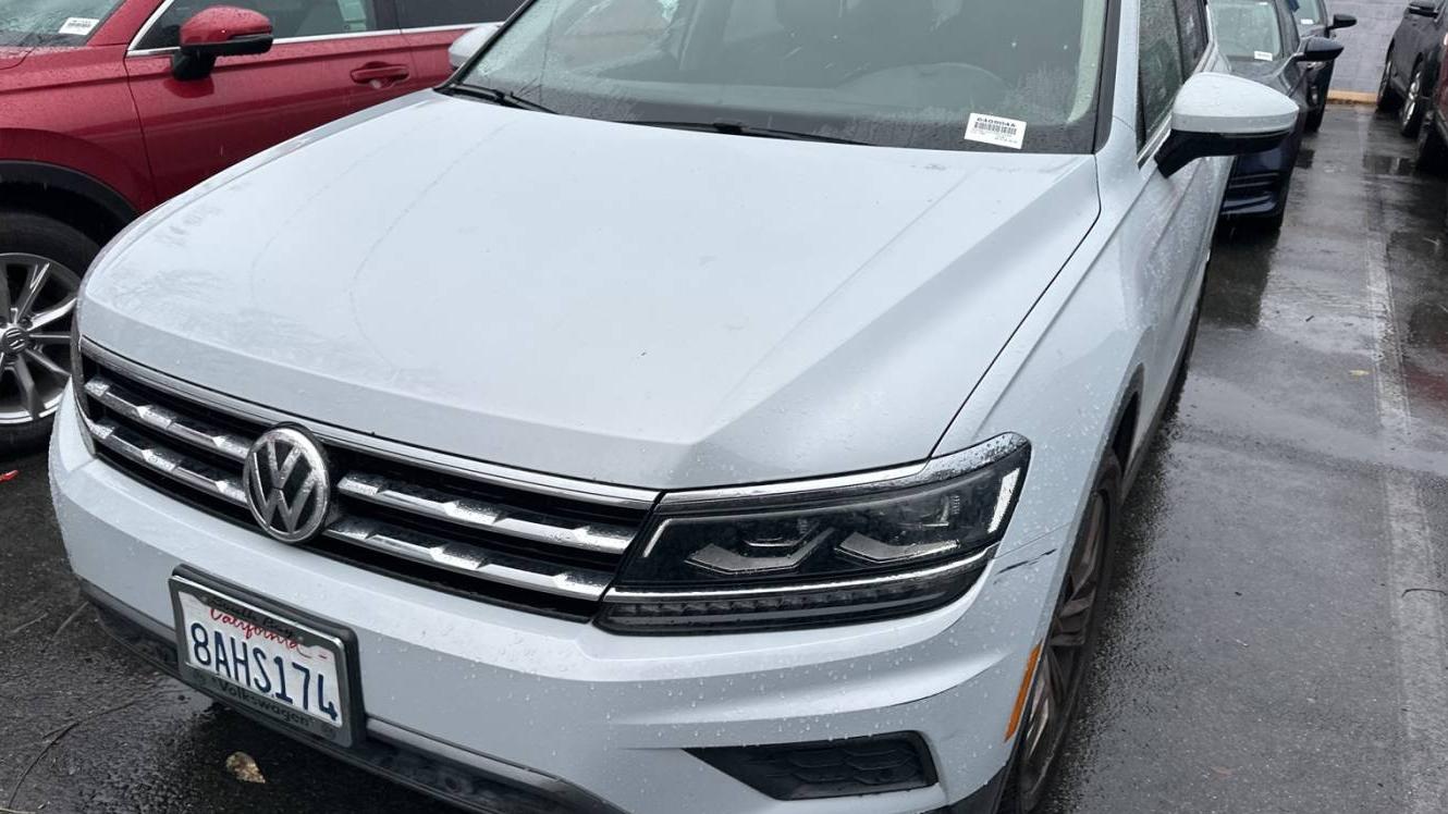 VOLKSWAGEN TIGUAN 2018 3VV5B7AX1JM003428 image