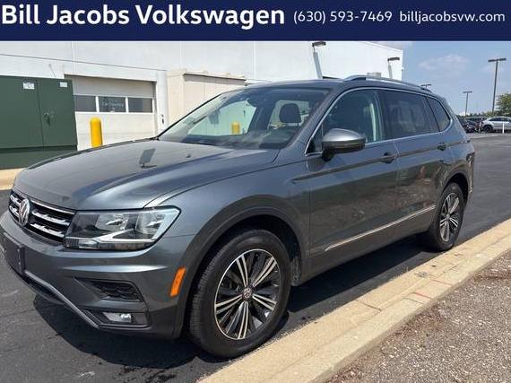 VOLKSWAGEN TIGUAN 2018 3VV2B7AX0JM134689 image