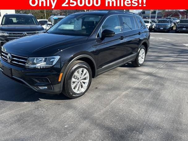 VOLKSWAGEN TIGUAN 2018 3VV2B7AX5JM015424 image