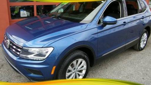 VOLKSWAGEN TIGUAN 2018 3VV3B7AX7JM210266 image