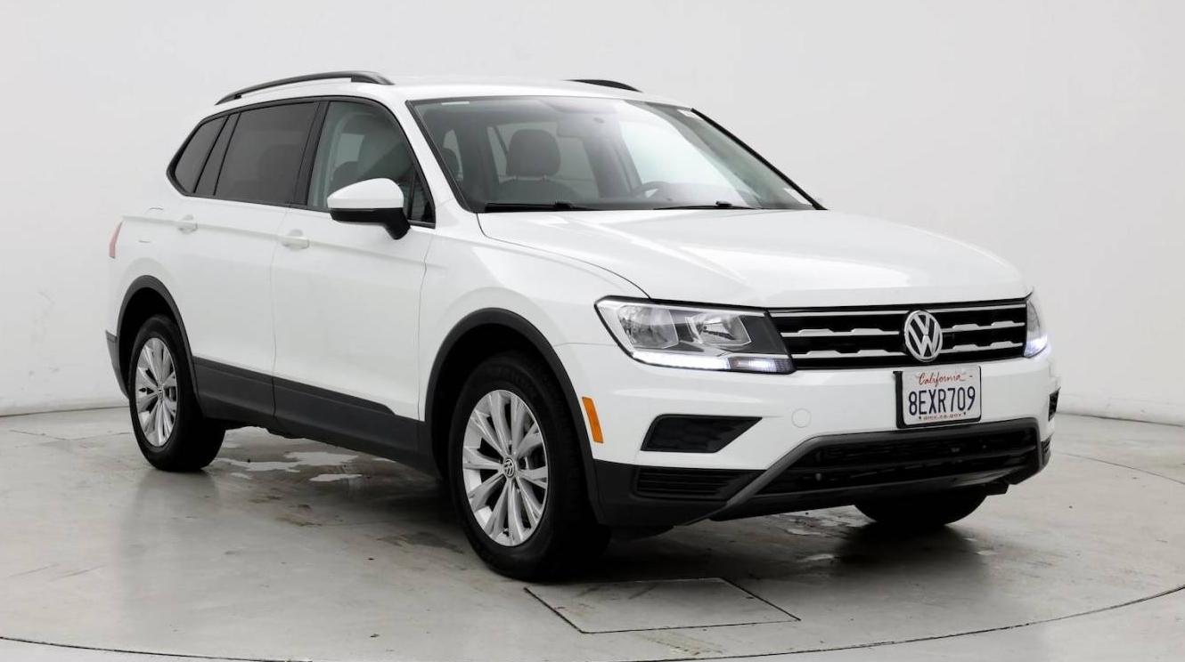 VOLKSWAGEN TIGUAN 2018 3VV0B7AX0JM119651 image