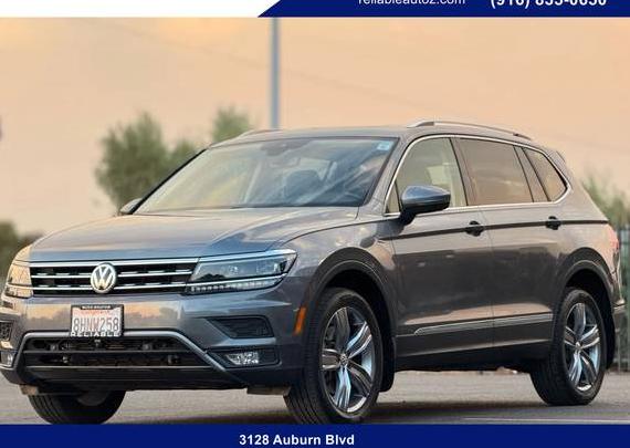 VOLKSWAGEN TIGUAN 2018 3VV4B7AX1JM217654 image