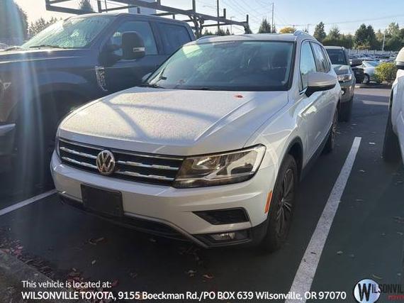VOLKSWAGEN TIGUAN 2018 3VV2B7AX3JM078165 image