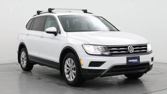 VOLKSWAGEN TIGUAN 2018 3VV2B7AX5JM136230 image