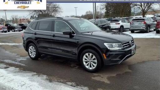 VOLKSWAGEN TIGUAN 2018 3VV2B7AX1JM073157 image