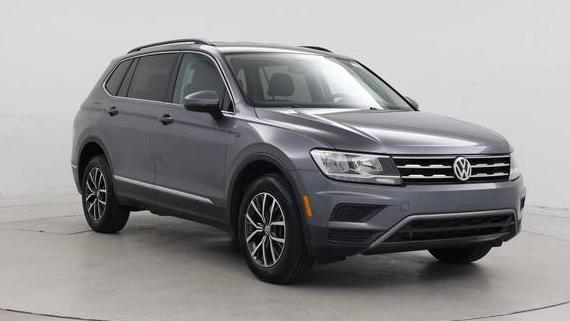 VOLKSWAGEN TIGUAN 2018 3VV3B7AX1JM213485 image