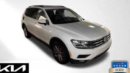 VOLKSWAGEN TIGUAN 2018 3VV2B7AX1JM029420 image