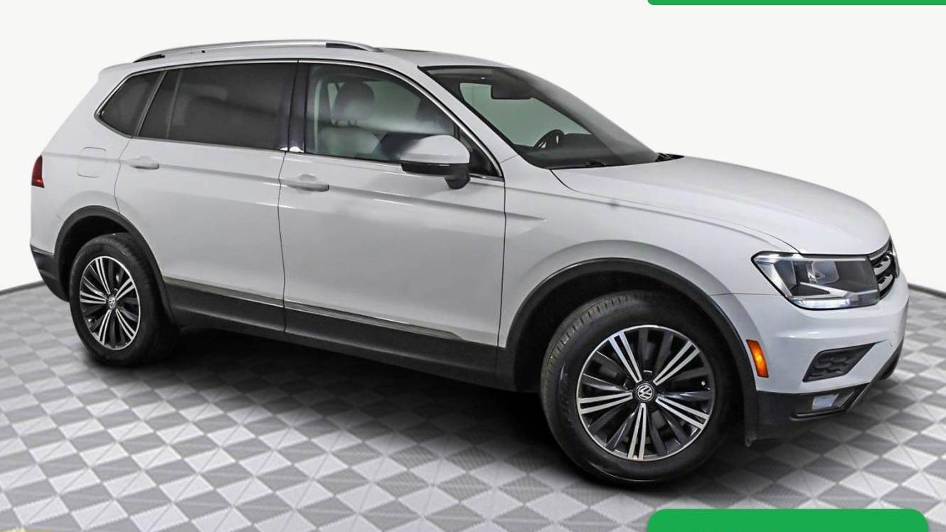 VOLKSWAGEN TIGUAN 2018 3VV3B7AX4JM028203 image