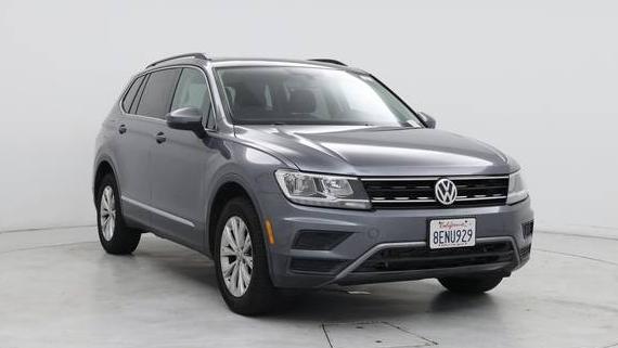 VOLKSWAGEN TIGUAN 2018 3VV3B7AX0JM151352 image