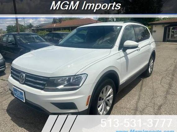 VOLKSWAGEN TIGUAN 2018 3VV2B7AX2JM002937 image