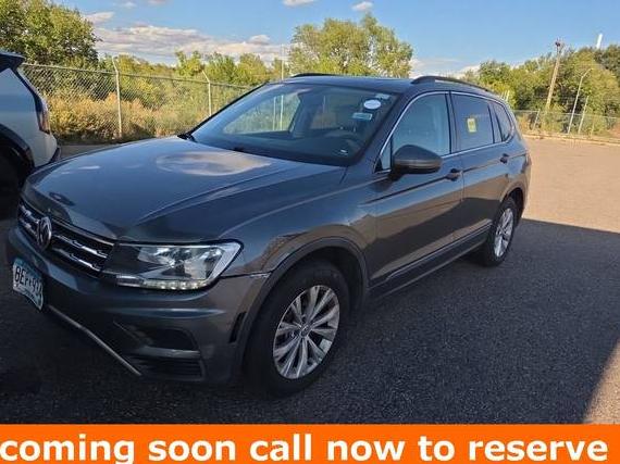 VOLKSWAGEN TIGUAN 2018 3VV3B7AX2JM133001 image