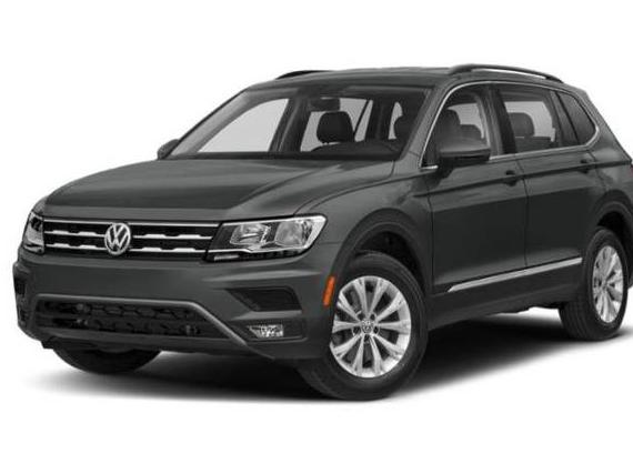 VOLKSWAGEN TIGUAN 2018 3VV2B7AX8JM095219 image