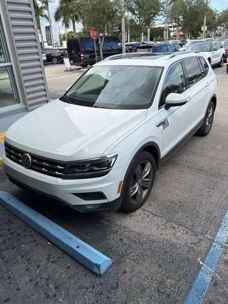 VOLKSWAGEN TIGUAN 2018 3VV5B7AX8JM136350 image