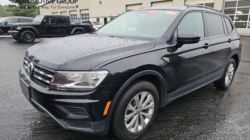 VOLKSWAGEN TIGUAN 2018 3VV0B7AX3JM103993 image