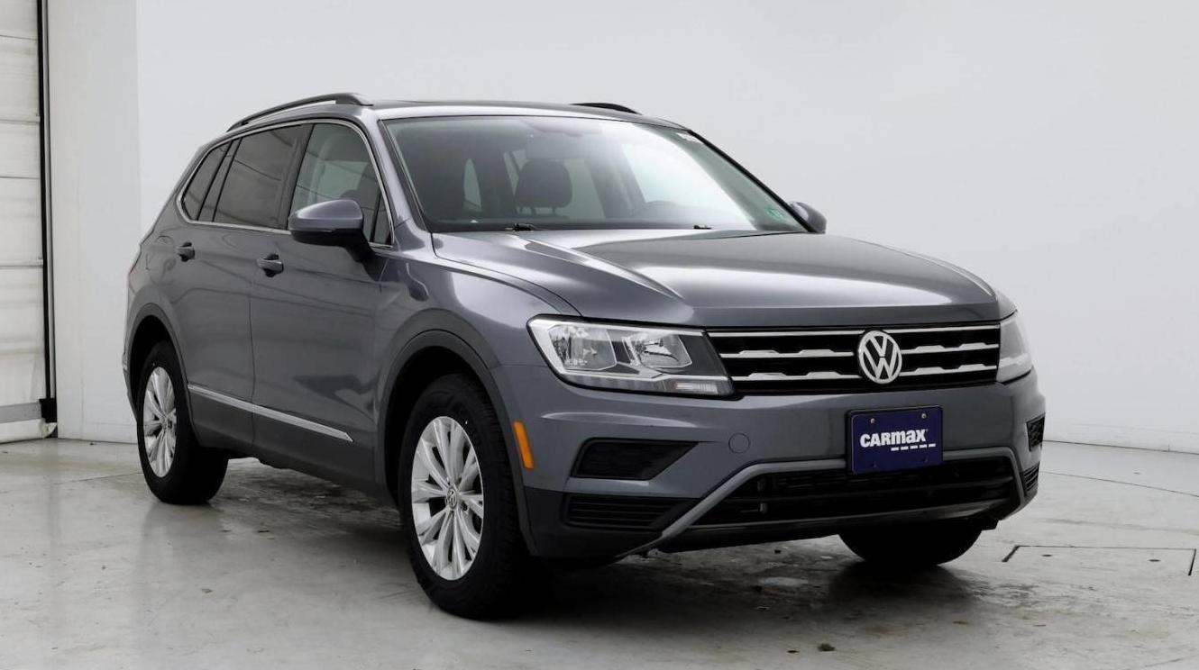 VOLKSWAGEN TIGUAN 2018 3VV2B7AX7JM121065 image