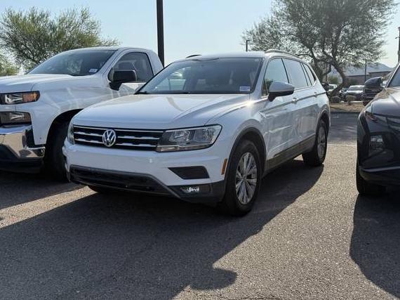 VOLKSWAGEN TIGUAN 2018 3VV1B7AX7JM010558 image