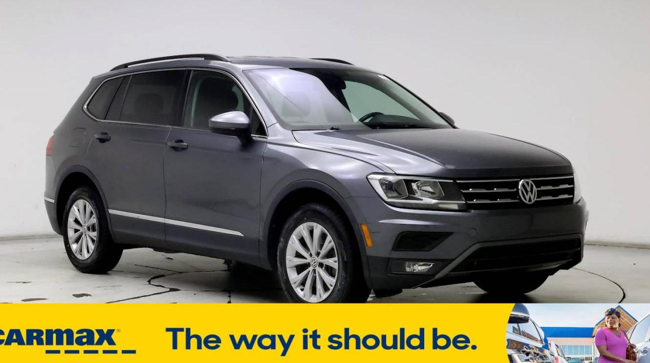 VOLKSWAGEN TIGUAN 2018 3VV2B7AX4JM010859 image